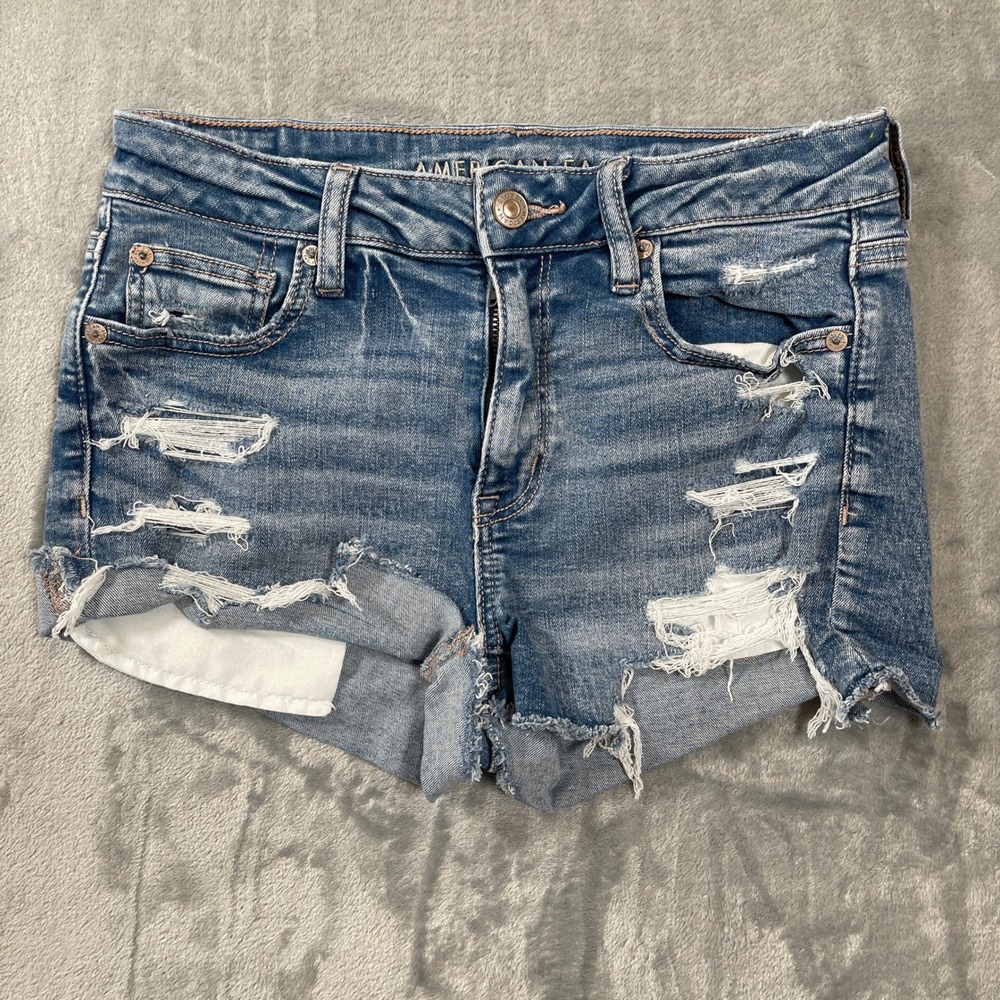 American Eagle Shorts Womens Size 4 High Rise Shortie Distressed Denim Blue
